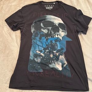 🔥Guess t-shirt🔥